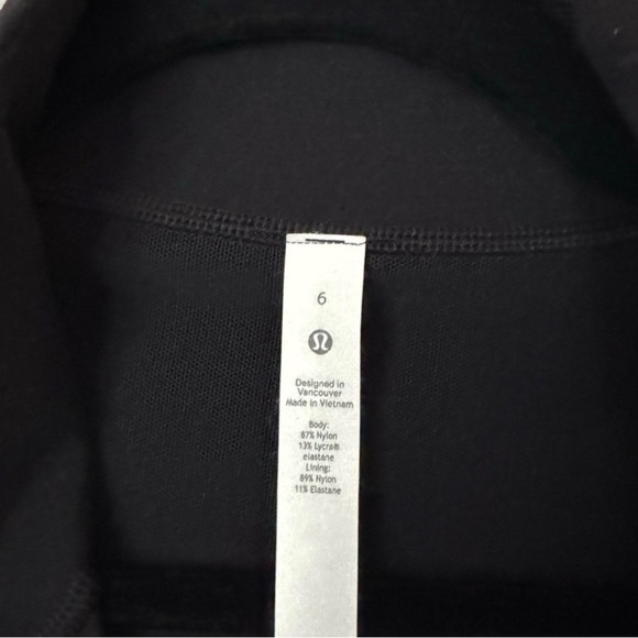 🖤 Lululemon define black jacket in luon size 6 - Picture 12 of 12